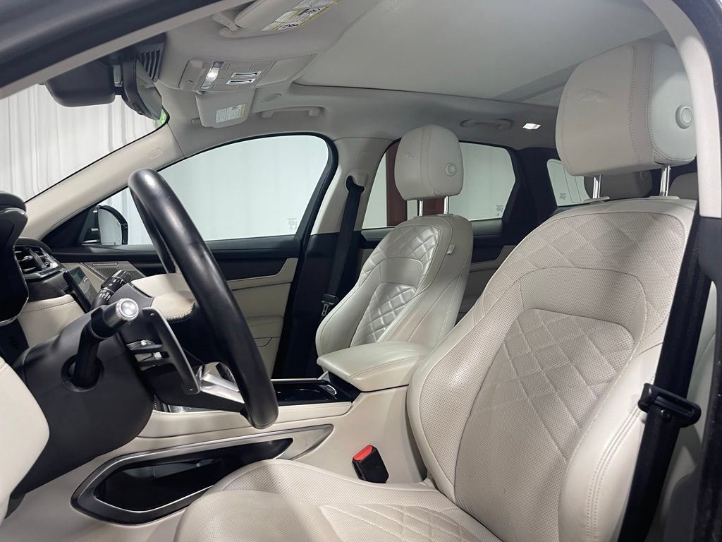 Used 2021 Jaguar F-PACE S AWD/4WD image 22