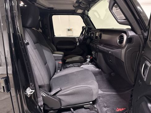 Used 2020 Jeep Wrangler Unlimited Sport S AWD/4WD image 21
