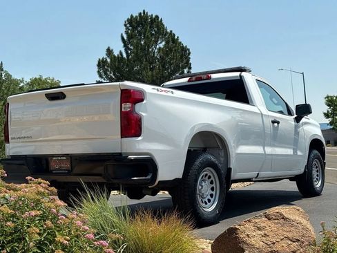 Used 2025 Chevrolet Silverado 1500 W/T w/ WT Value Package AWD/4WD image 21