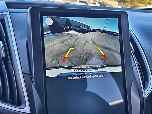 Used 2024 Ford Edge SE image 26