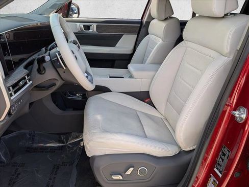 Used 2024 Hyundai Santa Fe Limited image 19