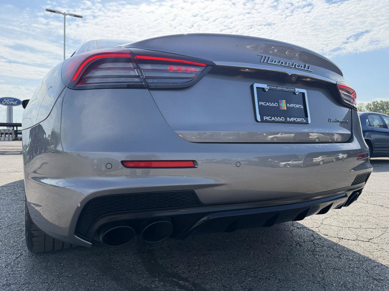 Used 2022 Maserati Quattroporte Modena RWD image 11