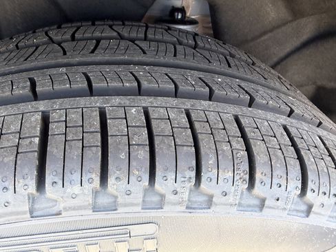 New 2026 Volvo XC90 T8 Plus image 32