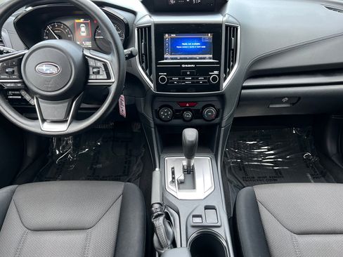 Used 2019 Subaru Crosstrek 2.0i w/ Eyesight System image 13