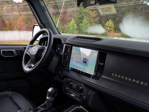 New 2025 Ford Bronco Badlands image 34
