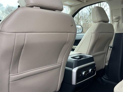 Used 2023 Ford Expedition Max Limited image 19
