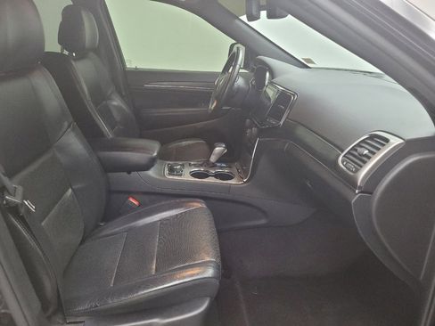 Used 2019 Jeep Grand Cherokee Limited w/ Luxury Group II image 21