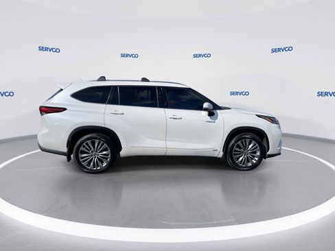 Used 2020 Toyota Highlander Platinum AWD/4WD image 9