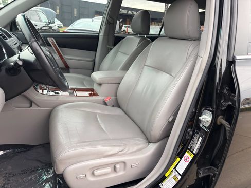 Used 2012 Toyota Highlander Limited FWD image 21