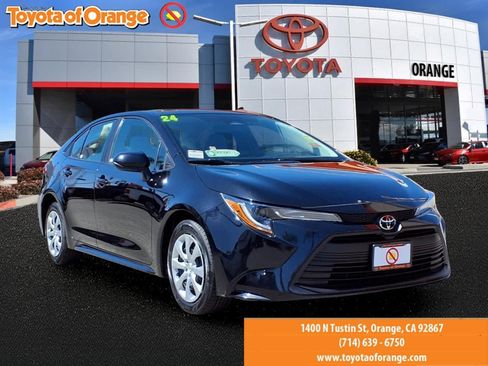 Used 2024 Toyota Corolla LE FWD image 1