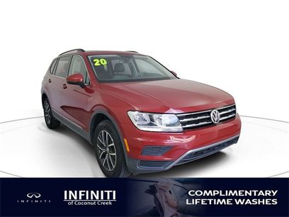 Used 2020 Volkswagen Tiguan SE w/ Panoramic Sunroof Package