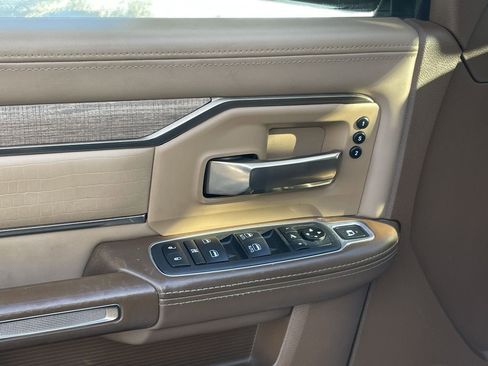 Used 2022 RAM 2500 Limited image 13