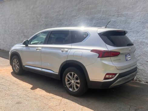 Used 2019 Hyundai Santa Fe SE AWD/4WD image 6
