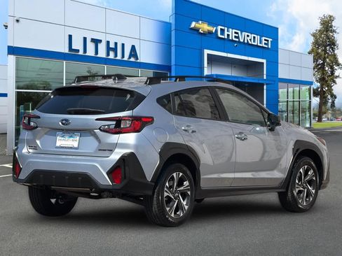 Used 2026 Subaru Crosstrek 2.5i Premium AWD/4WD image 2