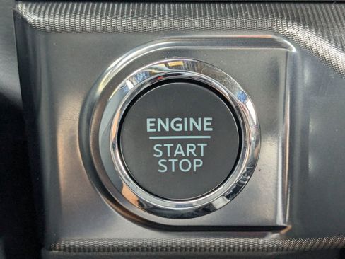 New 2025 Ford F150 Platinum w/ FX4 Off-Road Package image 31