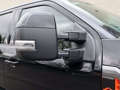 New 2026 Ford F250 Lariat w/ Black Appearance Package image 22