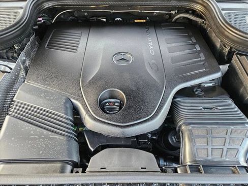 Certified 2026 Mercedes-Benz GLS 450 4MATIC image 24