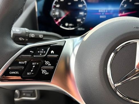 Certified 2025 Mercedes-Benz GLA 250 4MATIC image 15