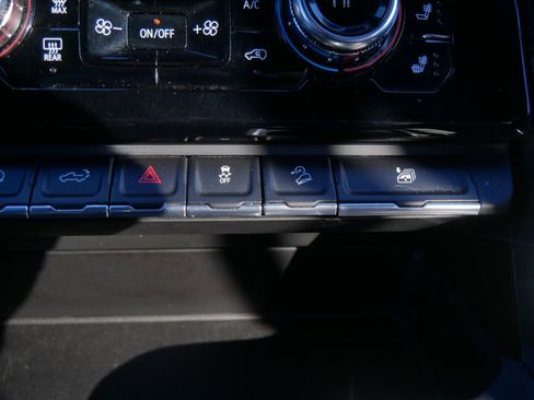 Used 2023 GMC Sierra 1500 Denali Ultimate image 21