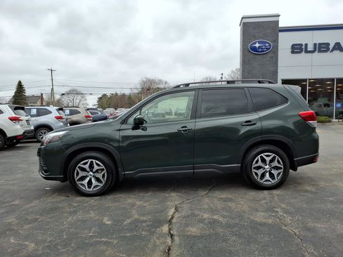 Certified 2024 Subaru Forester Premium image 4