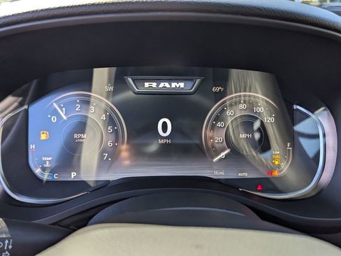 New 2025 RAM 1500 Big Horn image 17