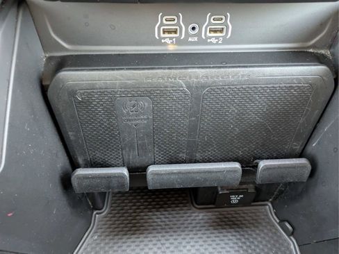 Used 2025 RAM 1500 Laramie image 21