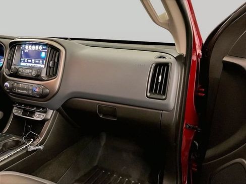 Used 2018 Chevrolet Colorado Z71 AWD/4WD image 15