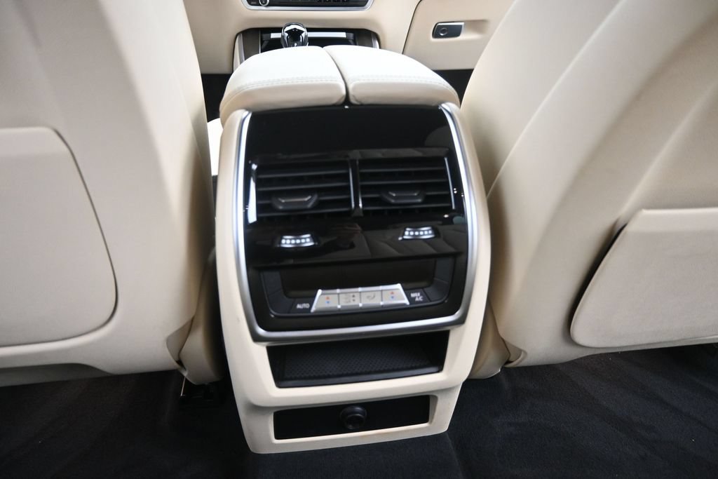 Used 2022 BMW X5 sDrive40i w/ Premium Package RWD image 31