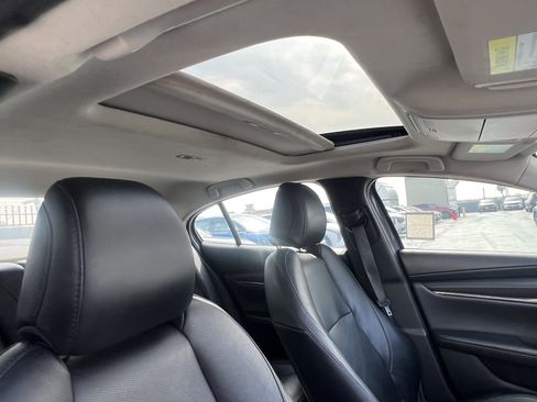 Used 2022 MAZDA MAZDA3 s image 17