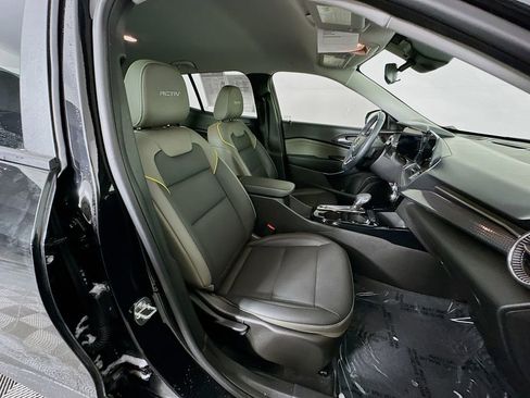 Used 2024 Chevrolet Trax ACTIV w/ Driver Confidence Package image 34