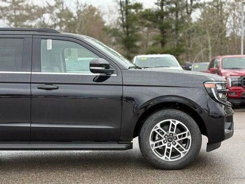 New 2026 Ford Expedition Max Active image 2