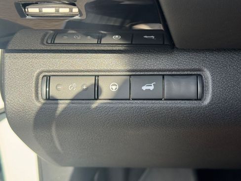 New 2026 Nissan Pathfinder SV AWD/4WD image 30