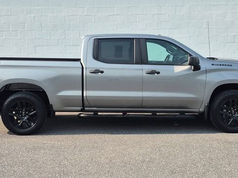 Used 2023 Chevrolet Silverado 1500 Custom w/ Rally Edition AWD/4WD image 10