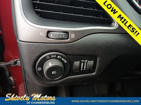 Used 2020 Jeep Cherokee Latitude Plus image 28
