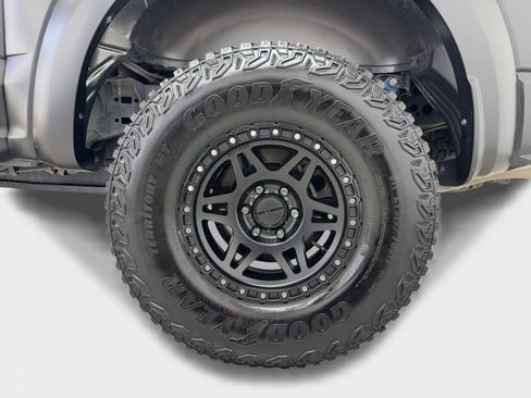 Used 2018 Ford F150 Raptor w/ Equipment Group 802A Luxury AWD/4WD image 54