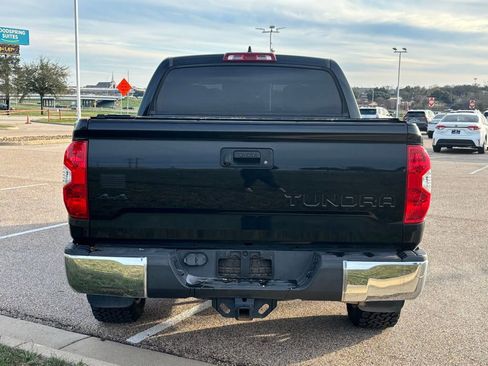 Used 2021 Toyota Tundra SR5 w/ SR5 Upgrade Package image 5