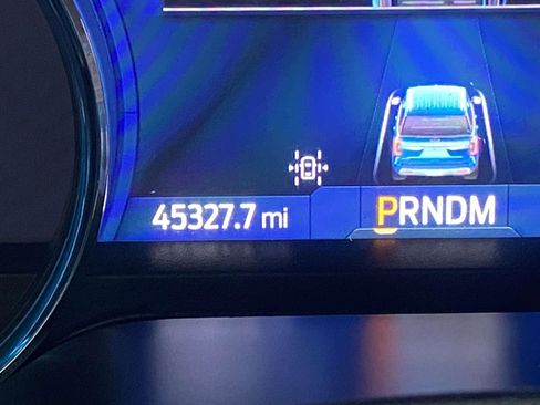 Used 2023 Ford Expedition XLT image 22