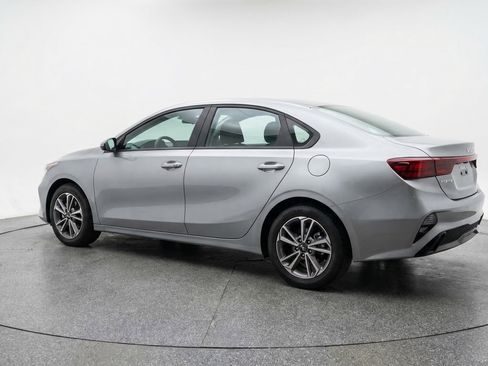 Used 2024 Kia Forte LXS image 6