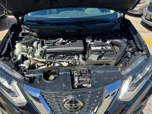 Used 2018 Nissan Rogue SL w/ Premium Package FWD image 27