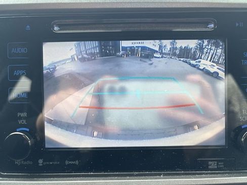 Used 2018 Toyota Tacoma TRD Sport w/ Technology Package AWD/4WD image 21