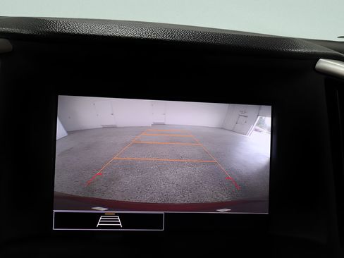 Used 2023 GMC Terrain SLE w/ Driver Convenience Package FWD image 15