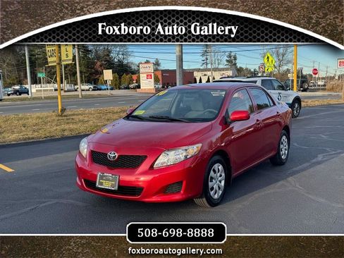 Used 2010 Toyota Corolla LE image 1