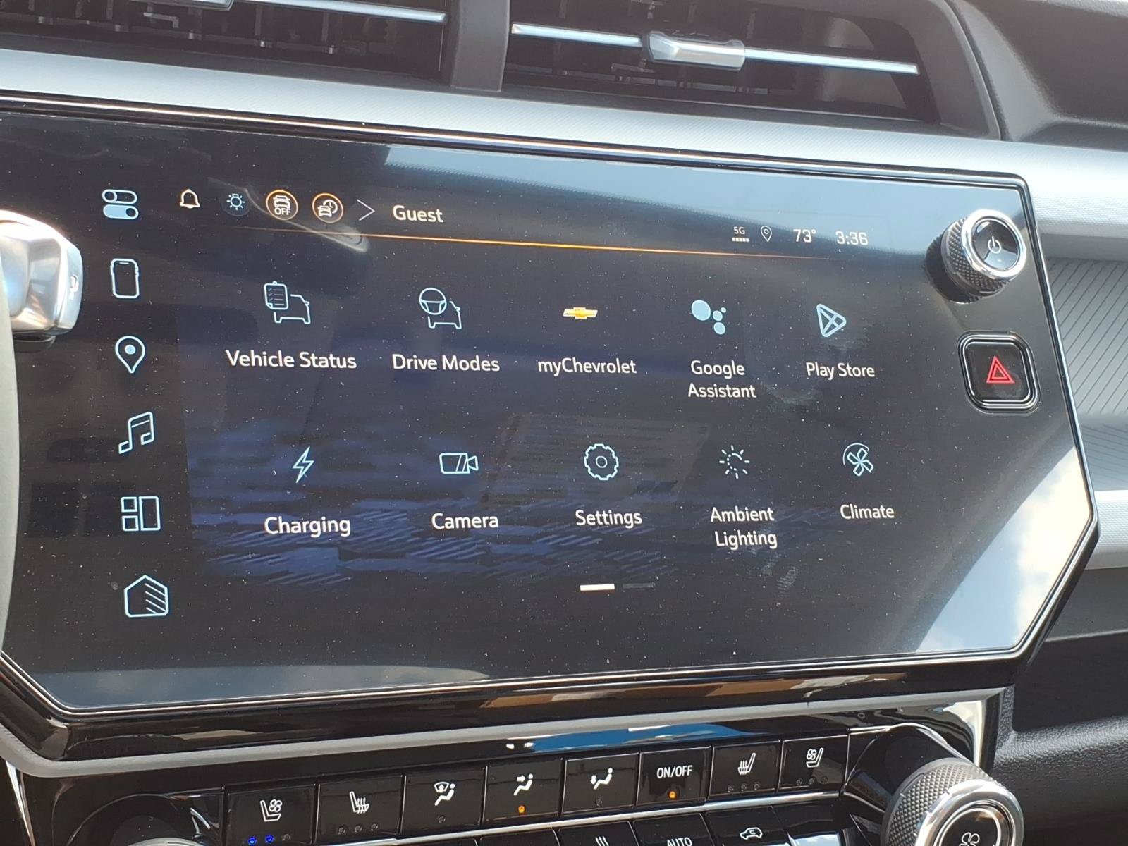 New 2027 Chevrolet Bolt RS w/ Technology Package FWD image 22