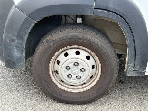 Used 2023 RAM ProMaster 2500 FWD image 33