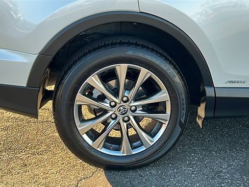 Used 2017 Toyota RAV4 Limited w/ Advanced Technology Package image 5