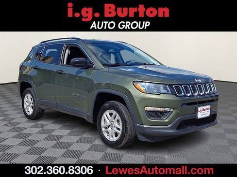 Used 2021 Jeep Compass Sport image 1