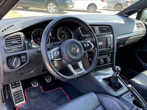 Used 2016 Volkswagen GTI SE w/ Driver Assistance Package FWD image 14