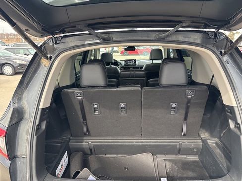 Certified 2023 Honda Pilot Touring image 36