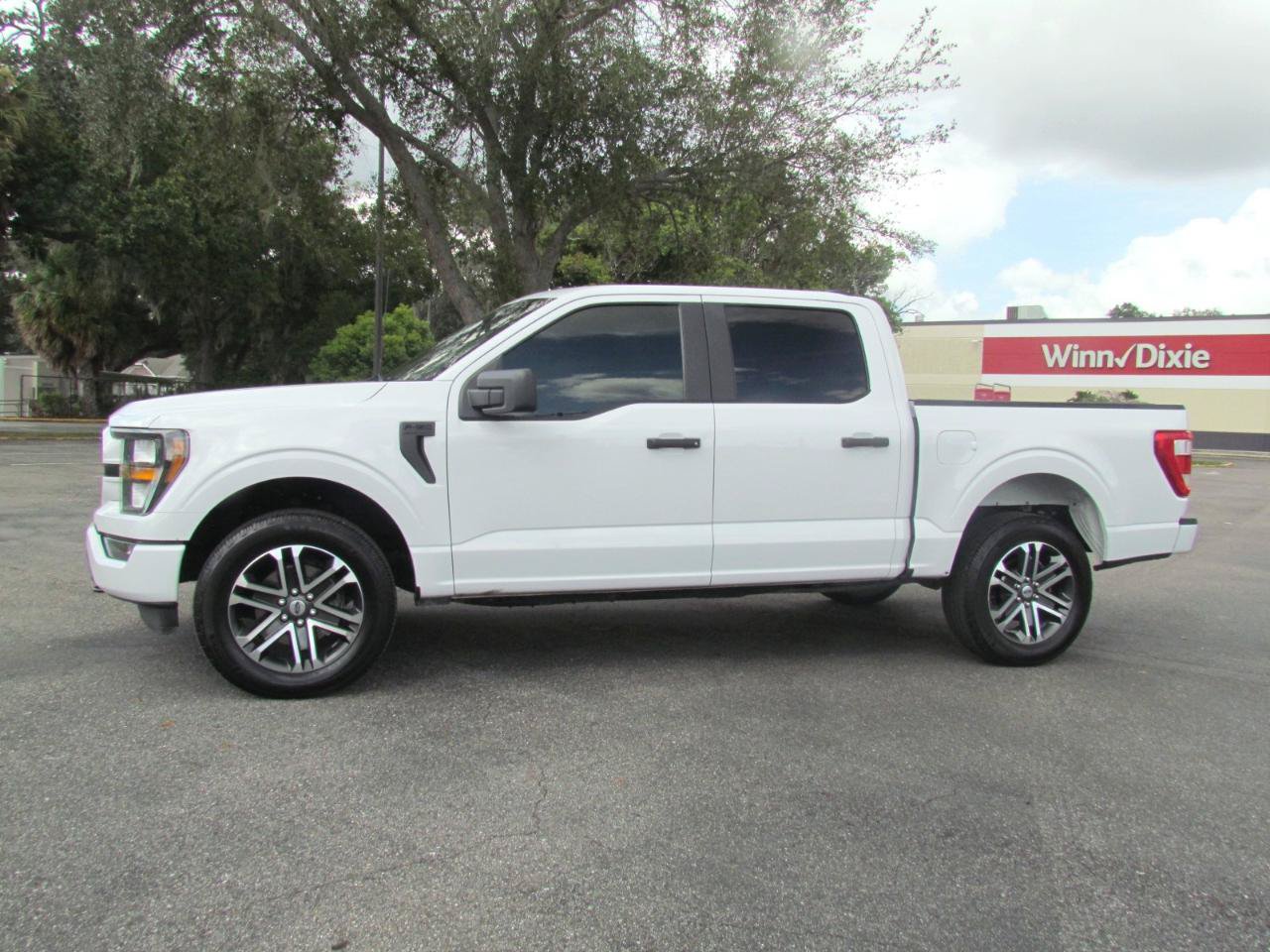 Used 2023 Ford F150 XL w/ STX Appearance Package AWD/4WD image 4
