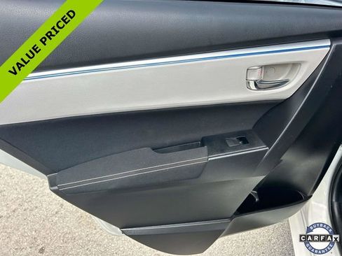 Used 2016 Toyota Corolla LE FWD image 16